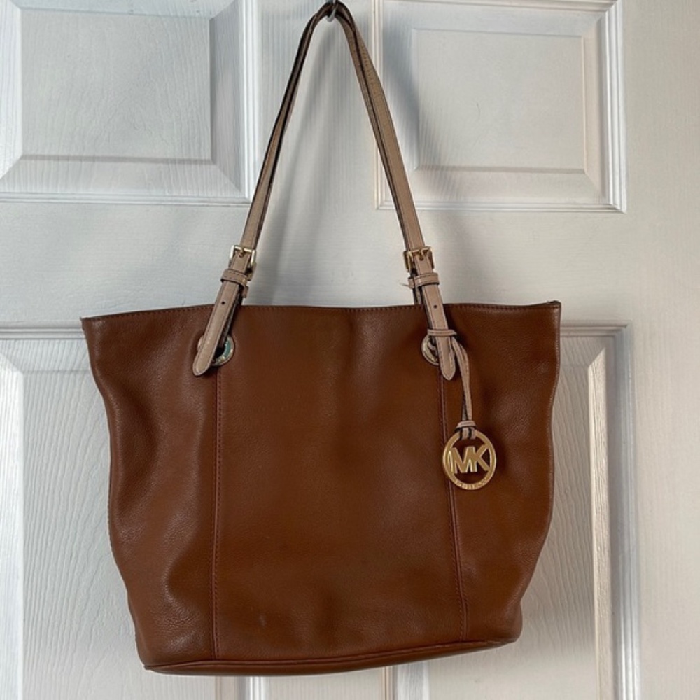 The Michael Kors Women's Large Tote Shoulder Leather Brown Honey Bag
